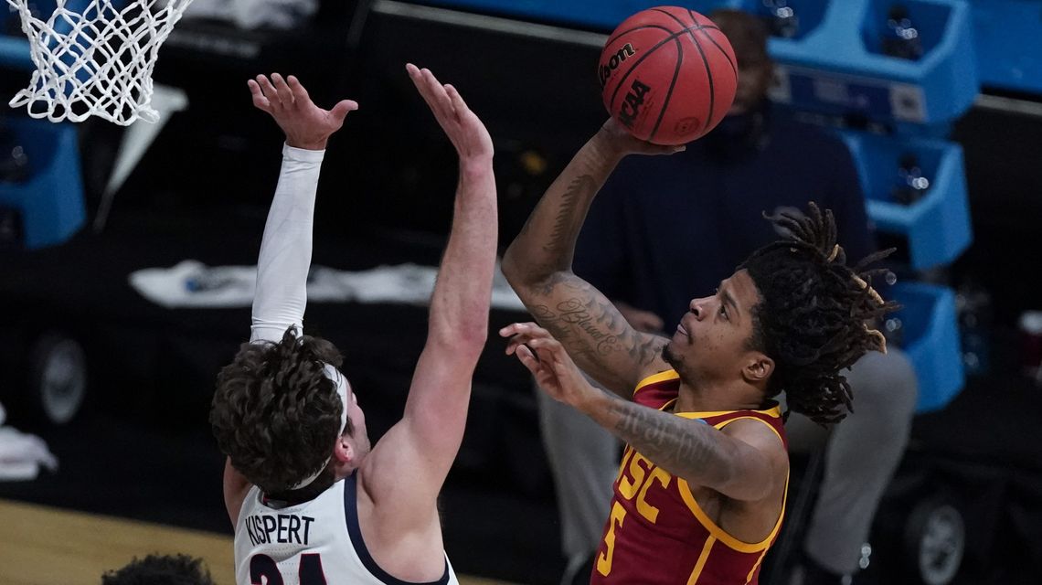 Quite a show: Zags stay undefeated with 85-66 win over USC
