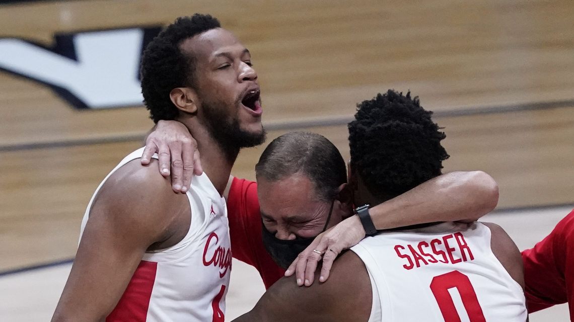 Houston tops Oregon State, reaches 1st Final Four since ’84