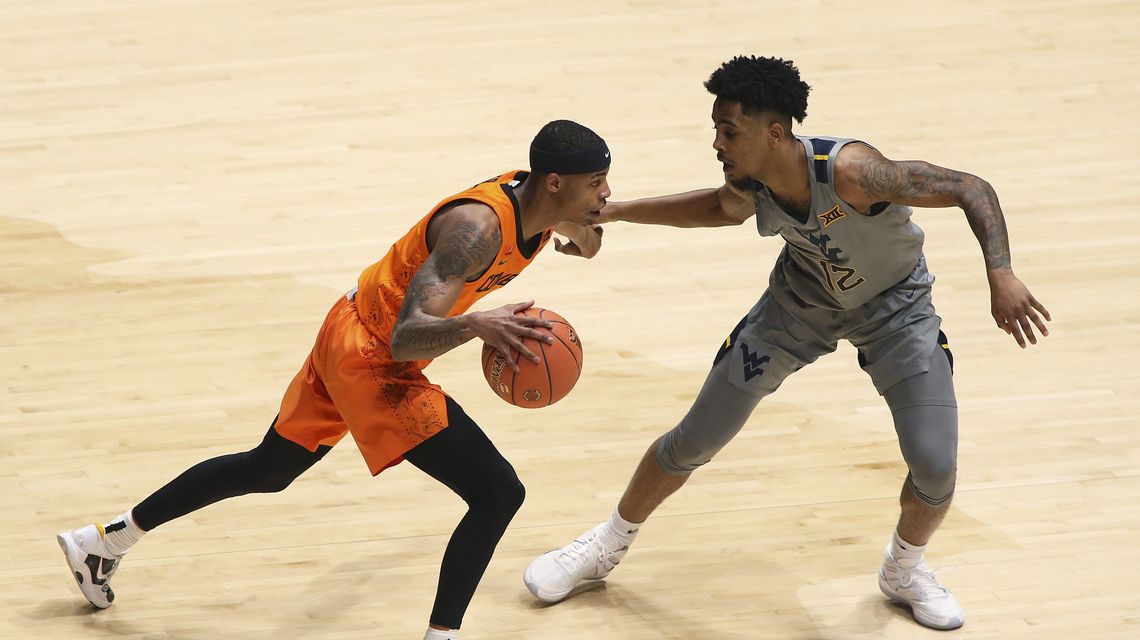 Without Cunningham, No. 17 Oklahoma State beats No. 6 WVU