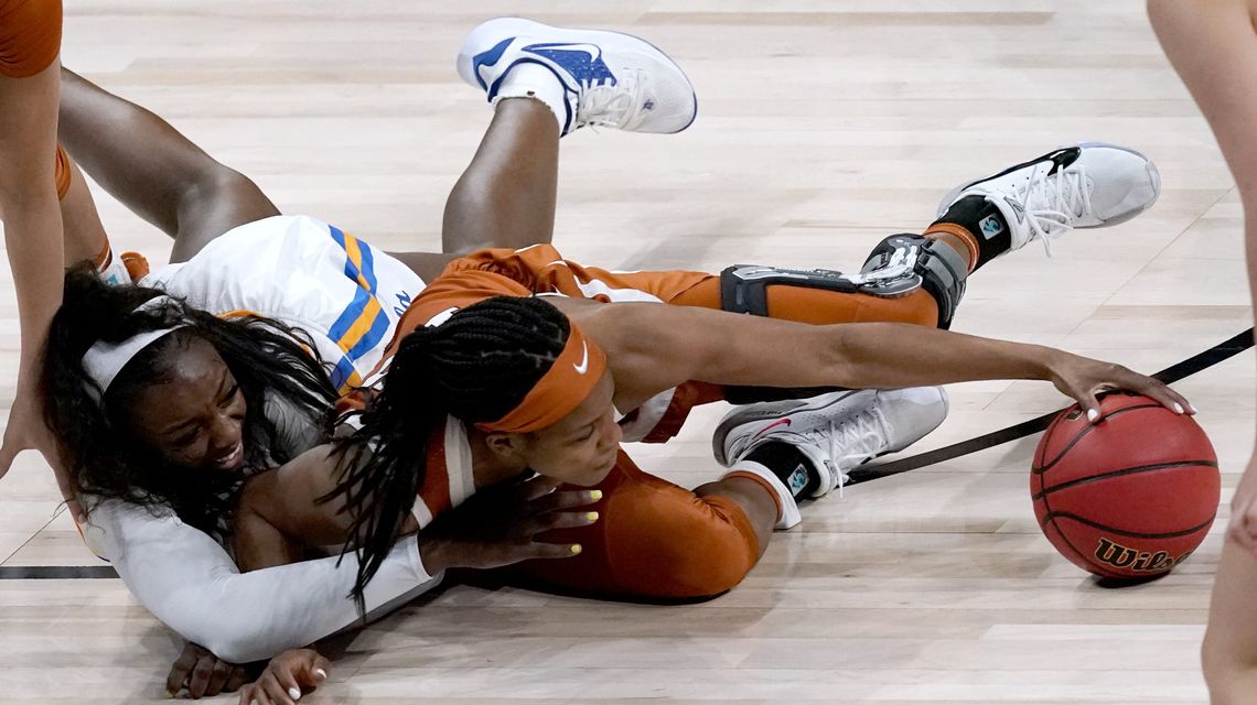 Texas advances to Sweet 16 with 71-62 win over UCLA