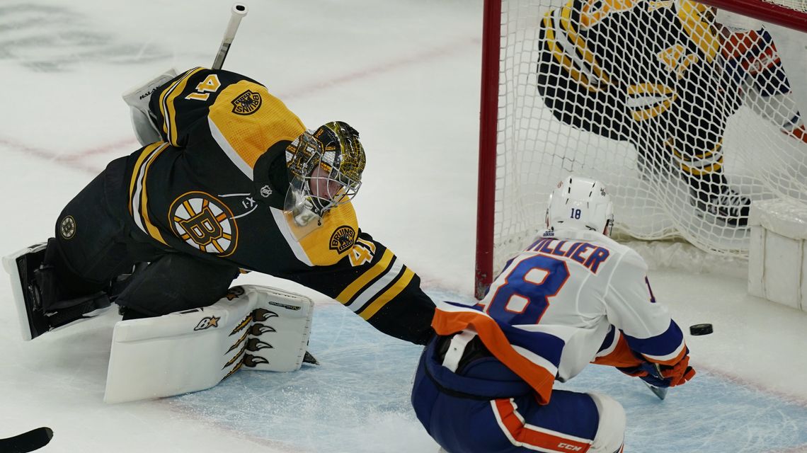 Islanders rally, disappoint Bruins fans with 4-3 OT victory