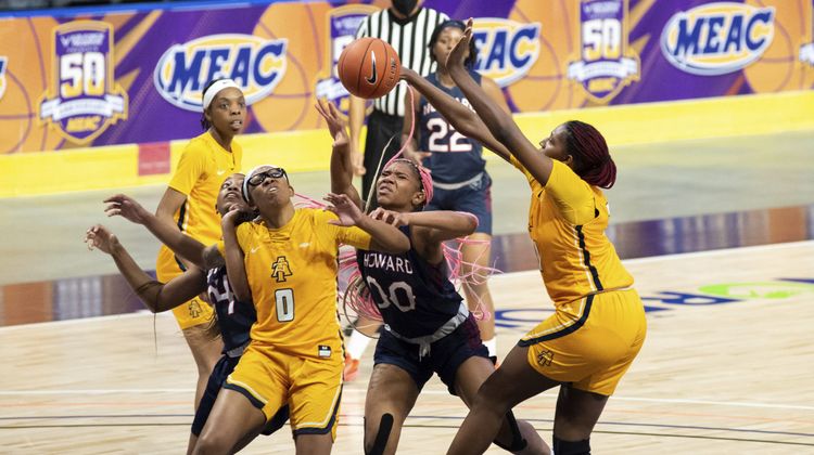 Winters late 3s send NC A&T women to NCAA over Howard 59-57