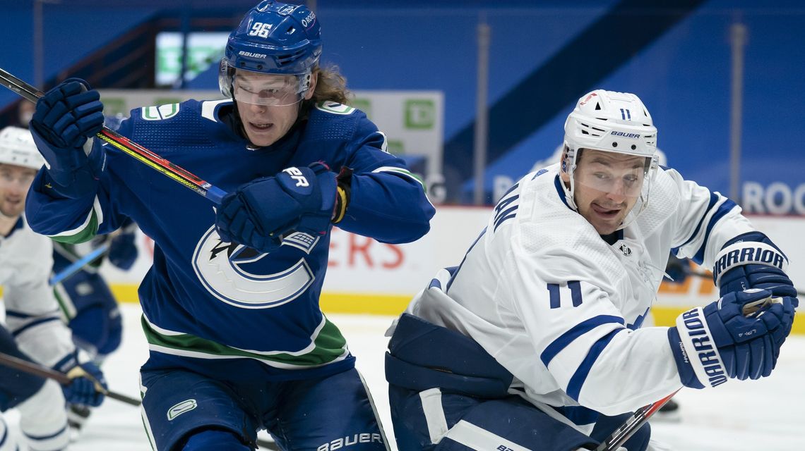 Canucks open 2-game set with 3-1 win over Maple Leafs