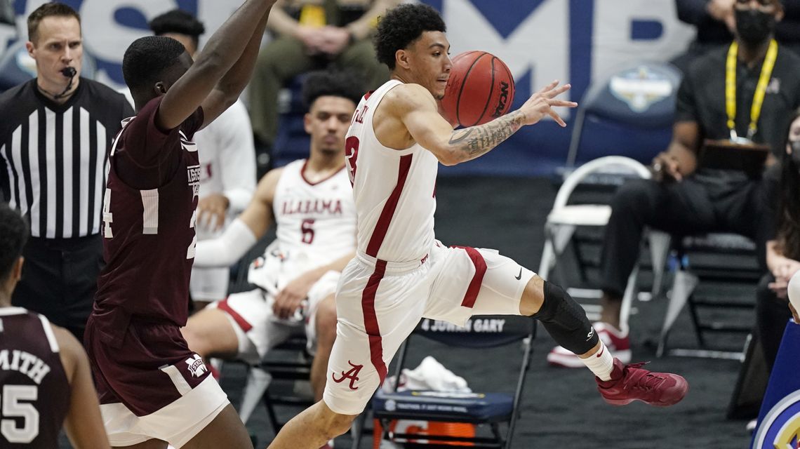 Top-seeded Alabama blows out Mississippi State 85-48 in SEC