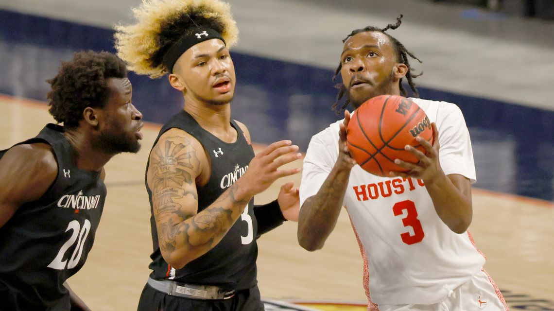 No. 7 Houston takes AAC tourney with 91-54 win over Cincy