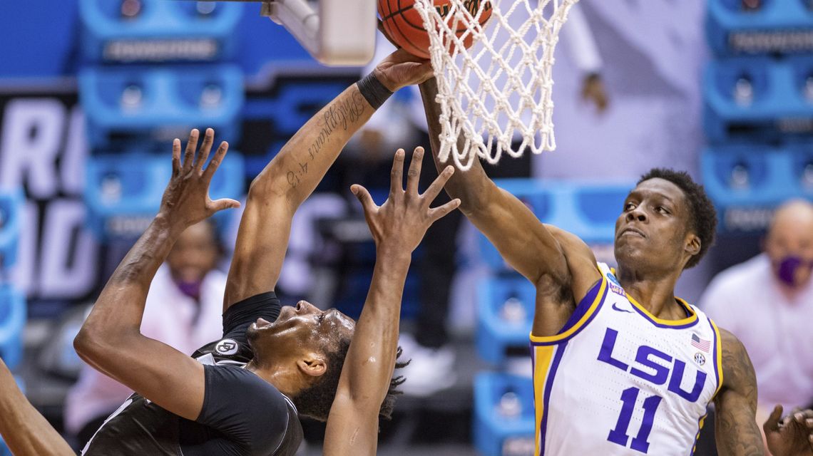 LSU overcomes slow start to outmuscle St. Bonaventure 76-61