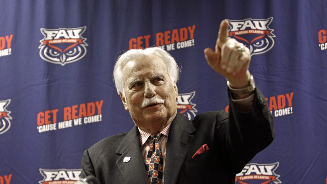 Howard Schnellenberger, 87, Miami, Louisville coach, dies - BVM Sports