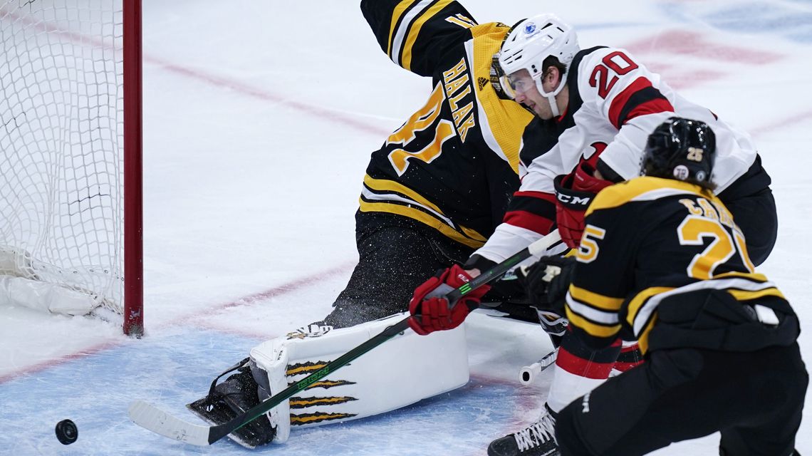 Bruins rally for 5-4 shootout win over Devils