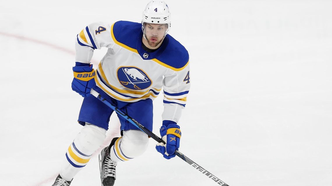 Bruins bolster playoff push, acquire Taylor Hall from Sabres