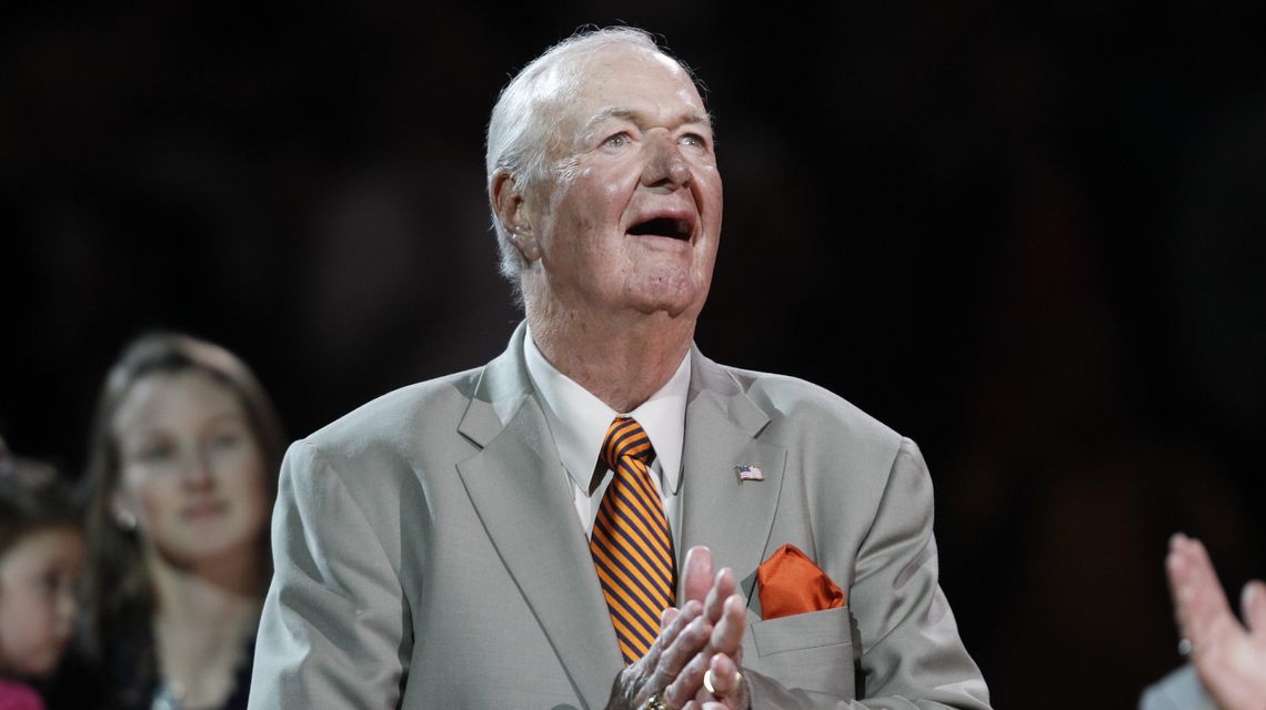 Bobby ‘Slick’ Leonard, 88, Pacers Hall of Fame coach, dies