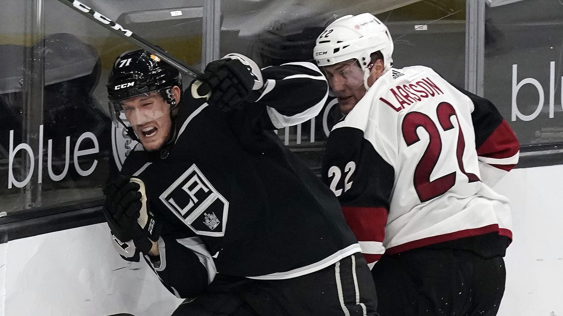 Grundstrom’s goal caps Kings’ rally for 4-3 win over Coyotes
