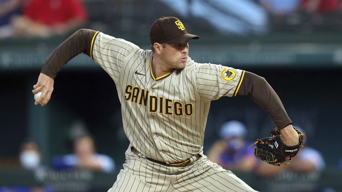 Bullpen shines as Padres blank Rangers for 3-game sweep