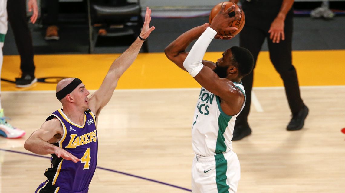 Jaylen Brown scores 40, Celtics beat Lakers 121-113