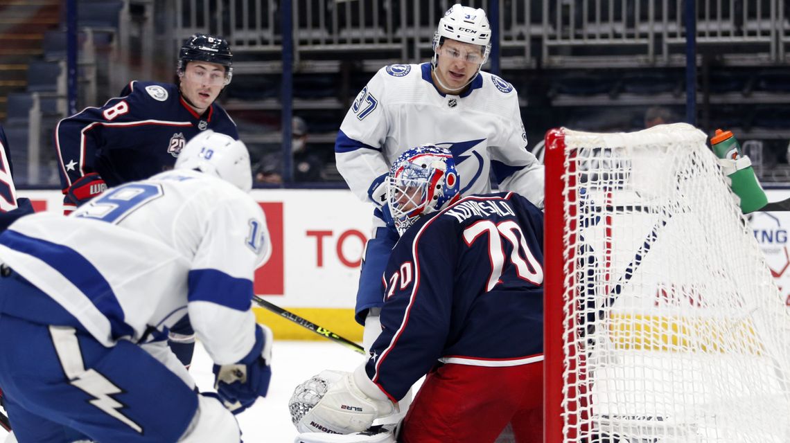 Lightning get early goals in 6-4 win over Blue Jackets