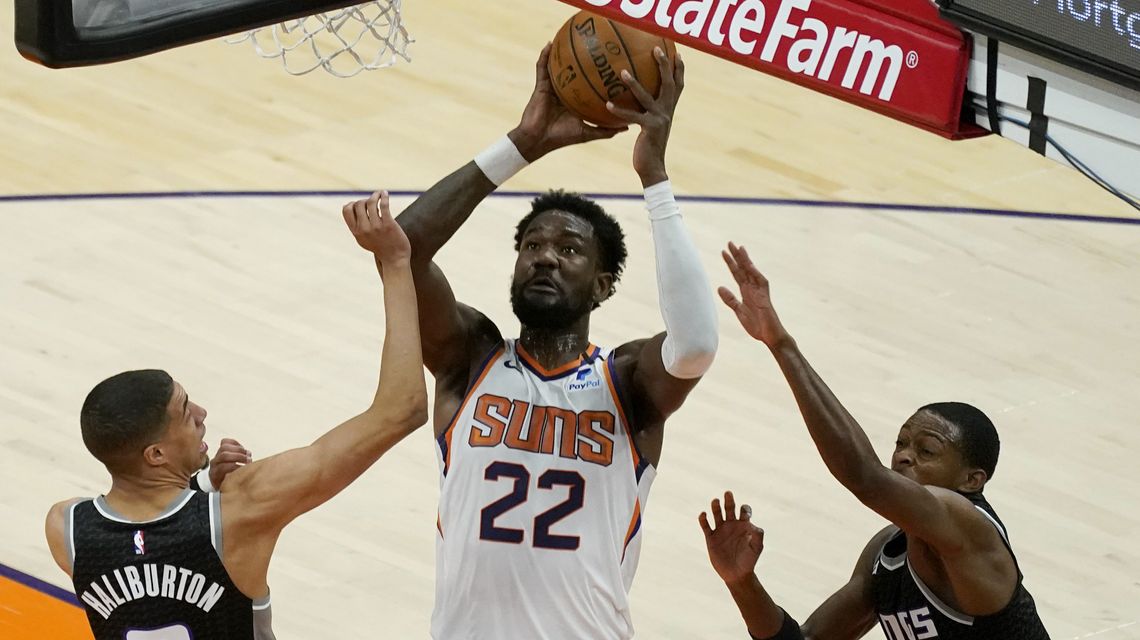 Ayton scores 26, Suns beat Kings for 10th straight home win