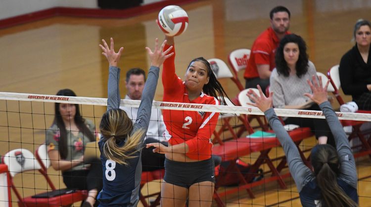 UNM’s Kaitlynn Biassou named to All-Mountain West volleyball team