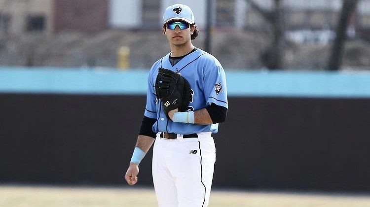NESCAC Rookie of the Year DeMaria looks to continue strong play for Tufts