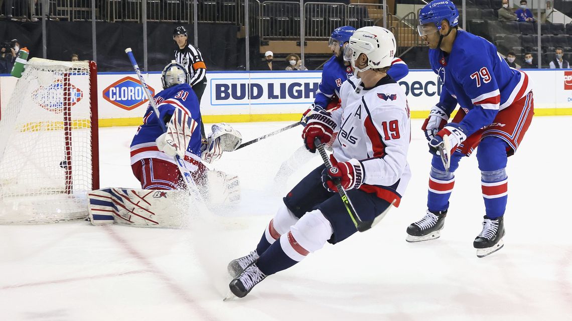 Sprong sends Capitals to 6-3 win, Rangers eliminated