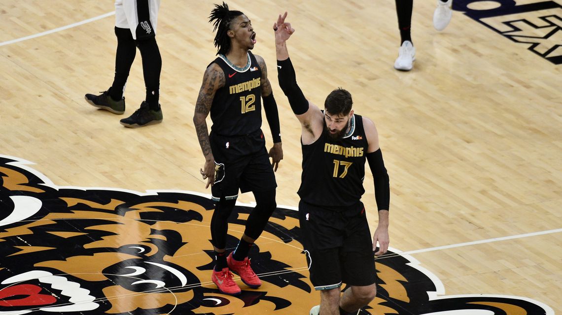Grizzlies end Spurs’ season in play-in game winning 100-96
