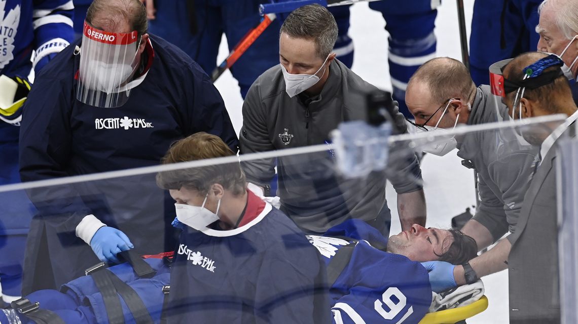 Leafs captain John Tavares leaves hospital; out indefinitely