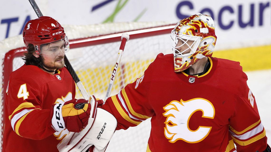 Gaudreau, Tkachuk help Flames top Sens, stay in playoff race