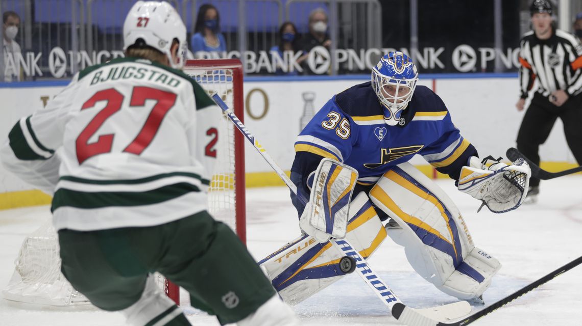 Husso makes 31 stops for first NHL shutout, Blues beat Wild