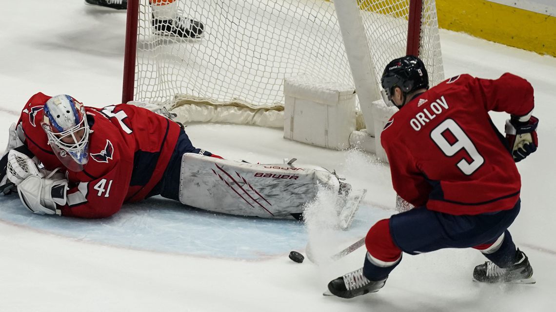 Capitals lose to Flyers, miss chance to reclaim 1st in East