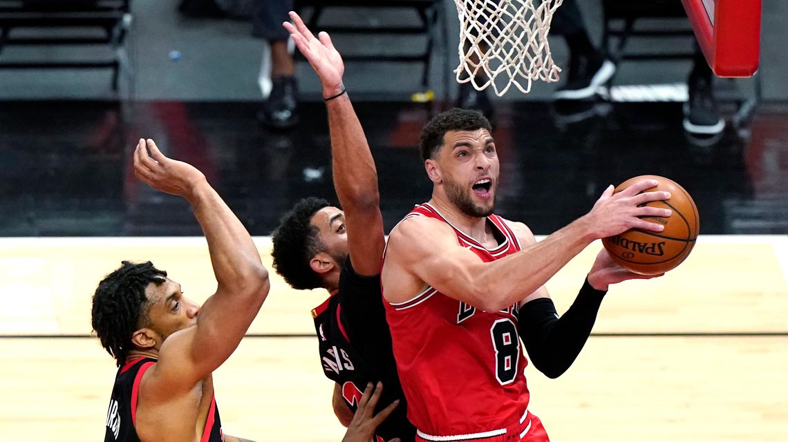 LaVine, Markkanen lead Bulls past Raptors, 114-102