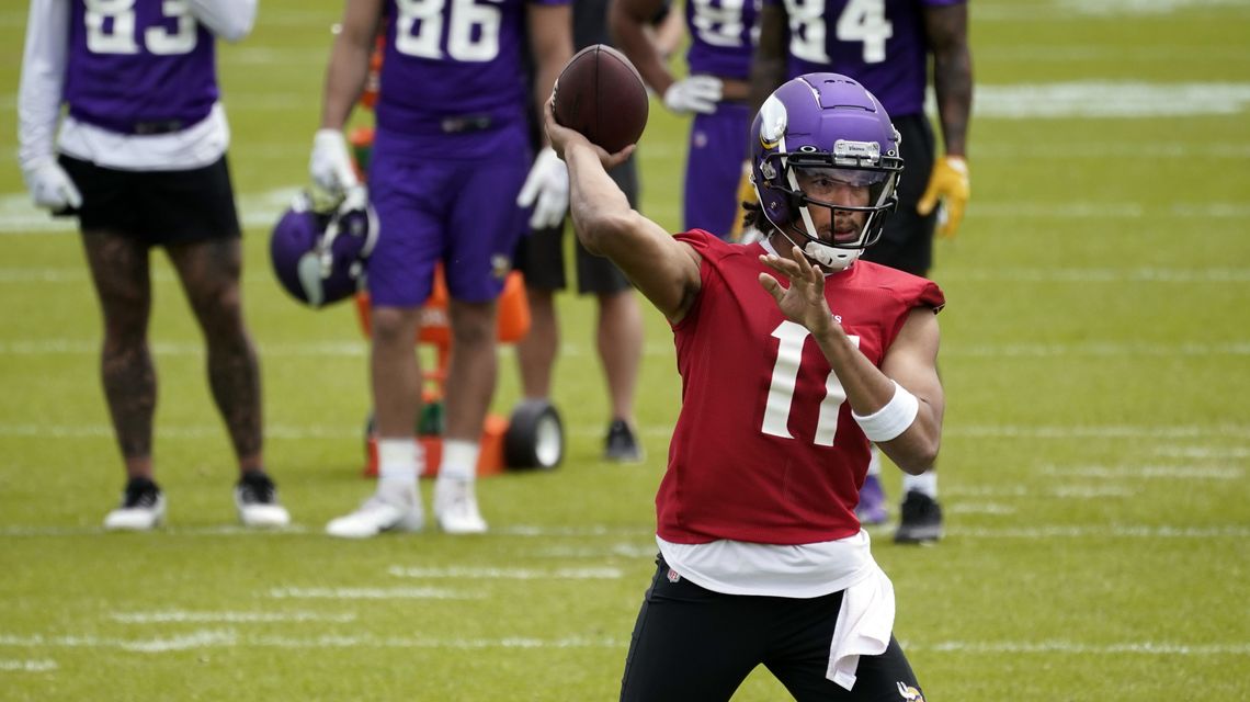 Mentoring Mond: Cousins vows to be ‘open book’ for rookie QB