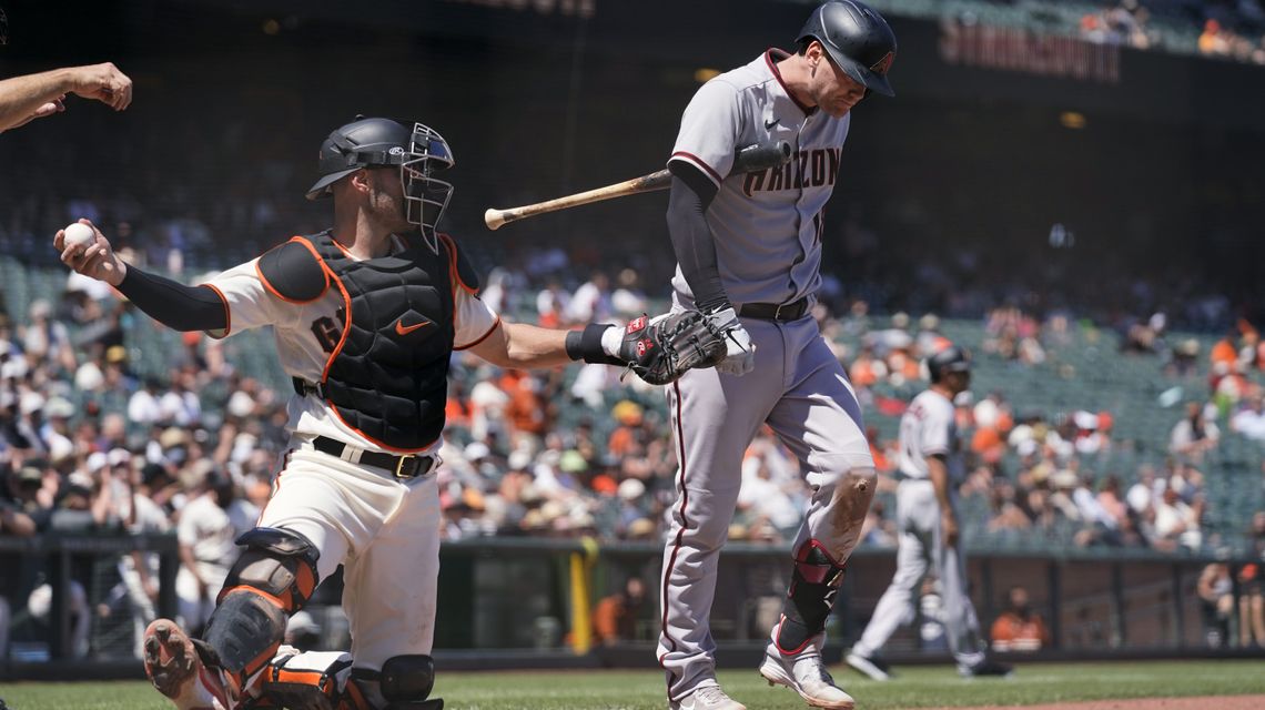 Road woes dragging on for Diamondbacks and Orioles