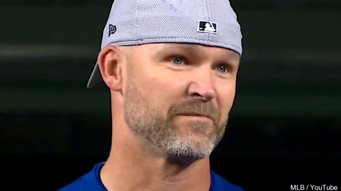 Ex-Gators catcher David Ross of Cubs homers in his last game, Game