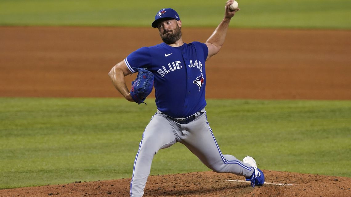 Ray helps Blue Jays win 4th straight by beating Marlins 3-1