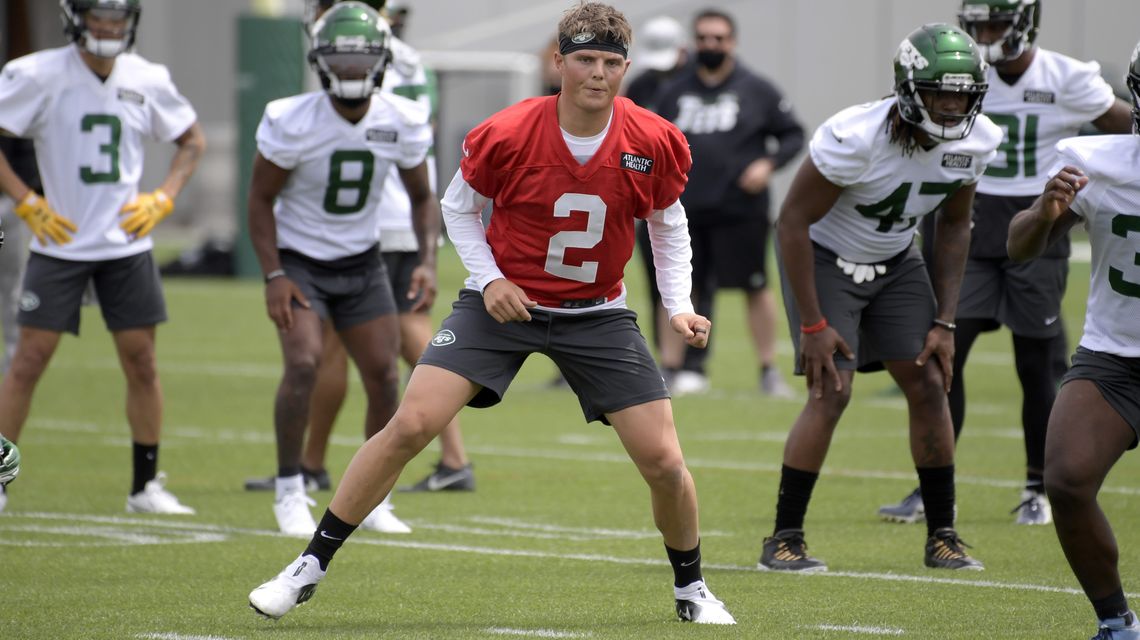 AP source: Jets give QB Zach Wilson 4-year, $35.15 deal
