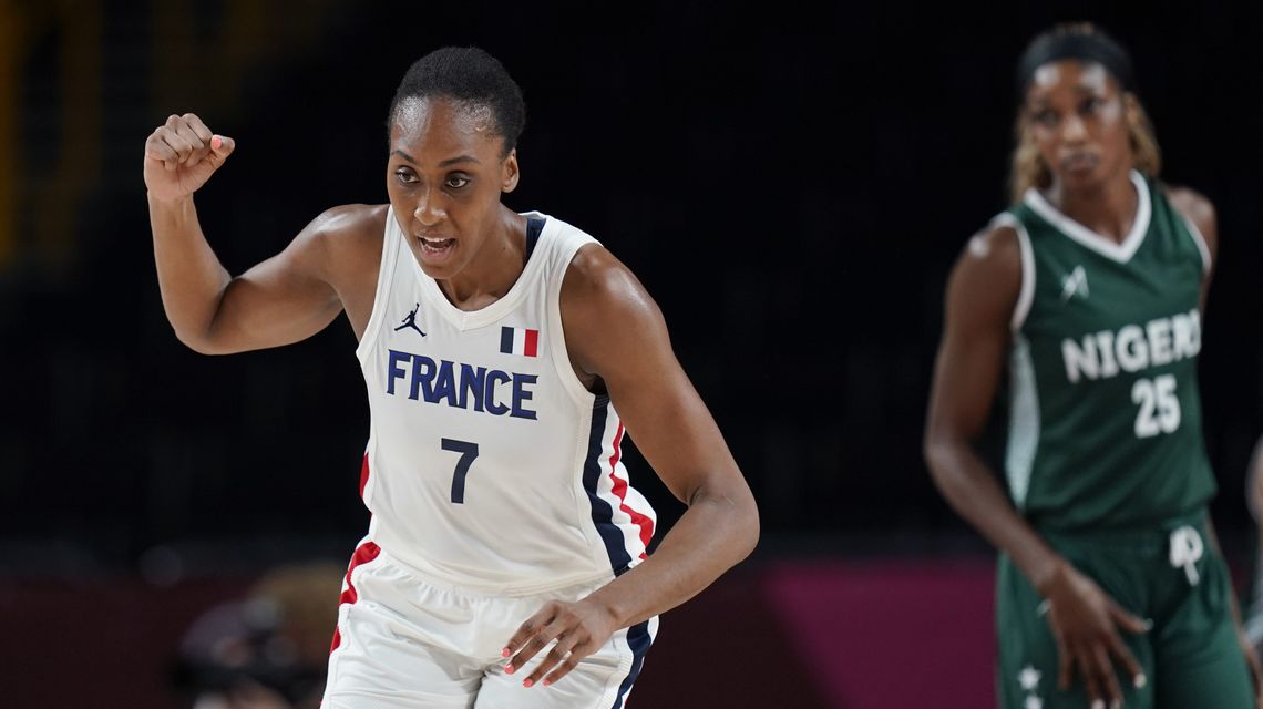 France wins first game of Olympics, routs Nigeria 87-62