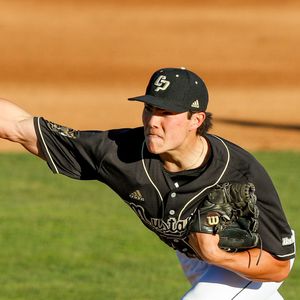 Alameda native Bryan Woo gets drafted by Seattle Mariners