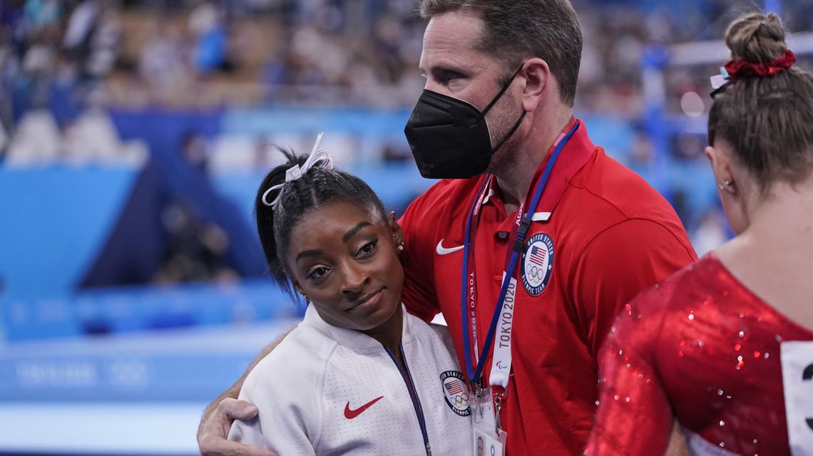 EXPLAINER: How ‘the twisties’ stopped Simone Biles cold