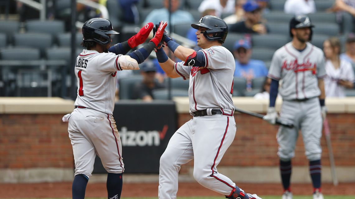 Riley homers again as Braves win series, inch closer to Mets