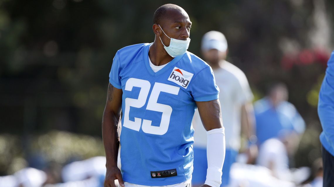 Chargers’ Chris Harris learning to play safety in new scheme