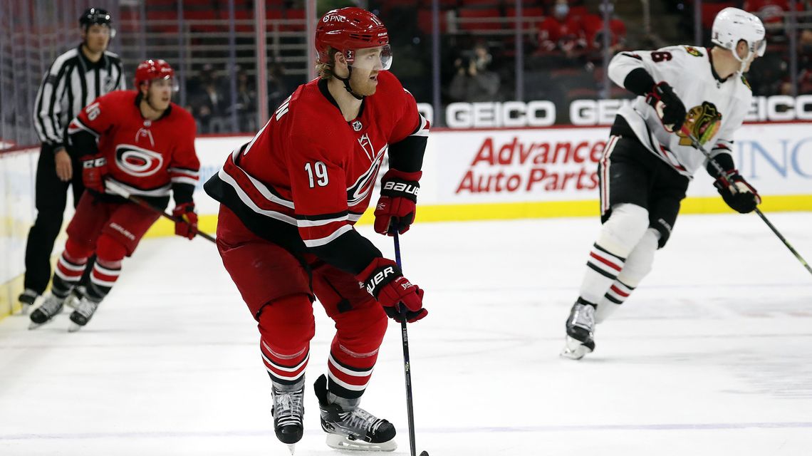 Finland’s Kuokkanen back with Devils; signs for 2 years