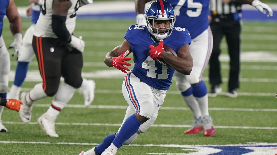 Giants re-sign RB Alfred Morris in case Saquon not ready