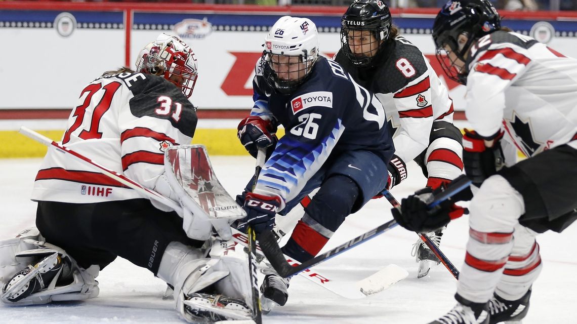 Women’s world hockey championship drops puck after delay