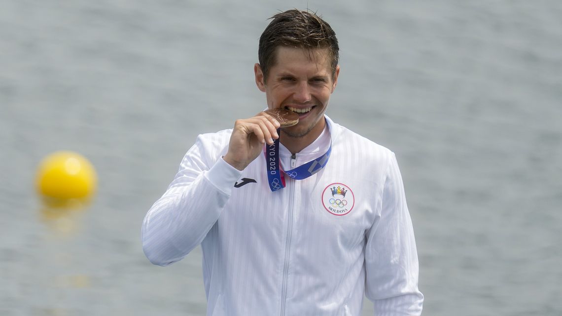 Ronald Rauhe of Germany wins medal in 5th Olympics