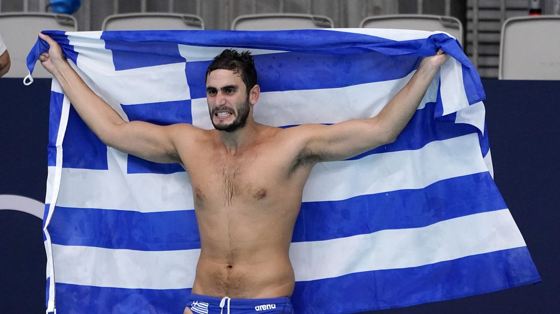 Zerdevas, Greece beat Hungary to advance to water polo final