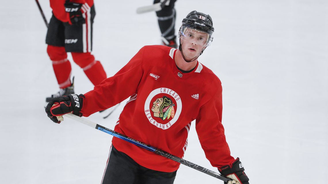 Toews practices with Blackhawks on 1st day of training camp