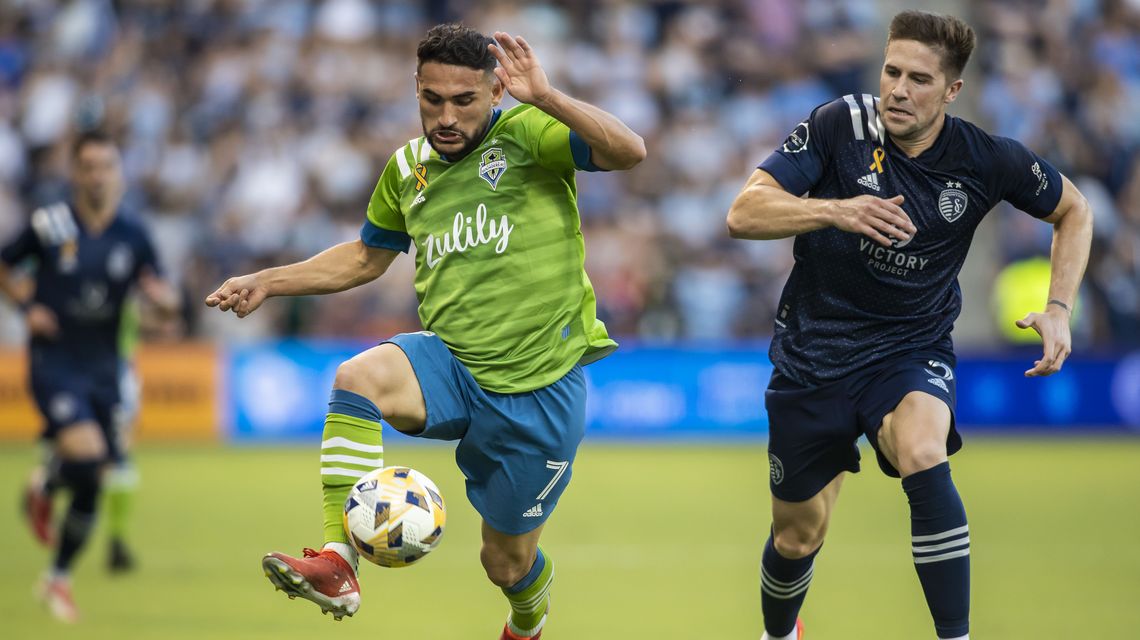 Sounders now first after 2-1 win over Sporting KC