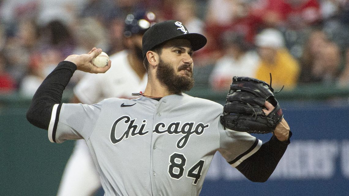 White Sox RHP Cease struck on right arm, leaves game