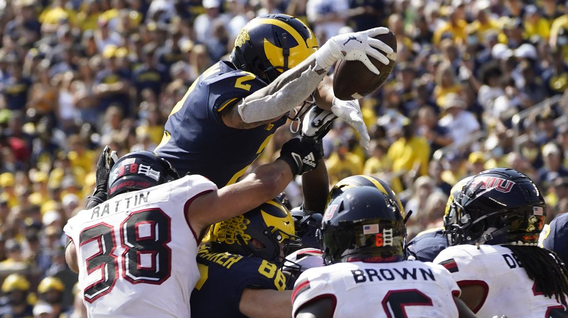 No. 14 Michigan seeks first victory at Wisconsin since 2001