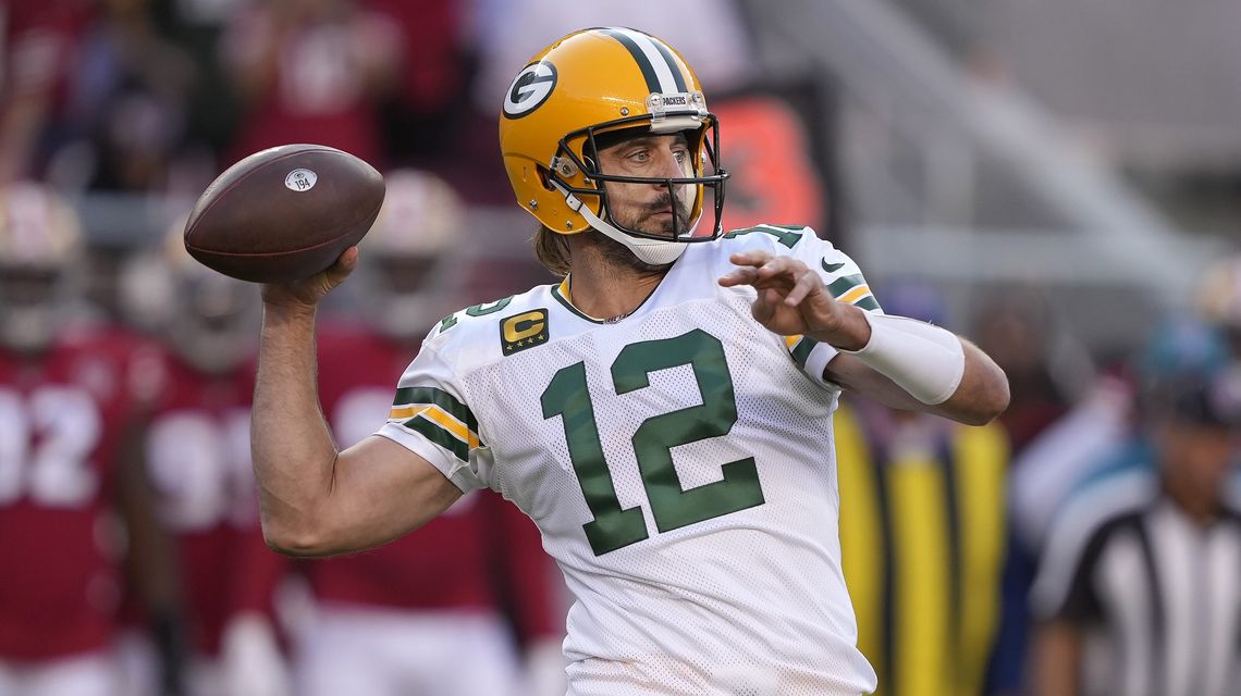 Rodgers rallies Packers past 49ers 30-28