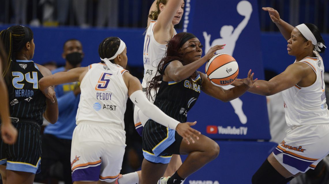 Phoenix Mercury sign WNBA leading scorer Tina Charles BVM Sports