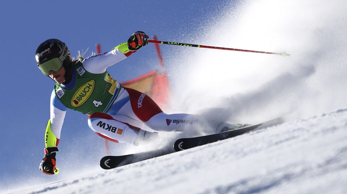 Gut-Behrami, Shiffrin build lead in World Cup skiing opener